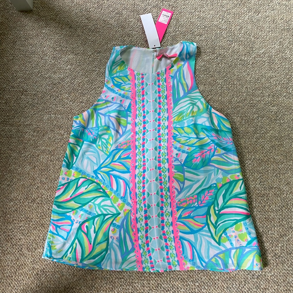 Lilly Pulitzer size medium Lyle top